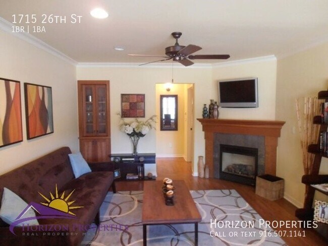 Building Photo - Custom Fully Furnished 1 Bed 1 Bath 800 sq...