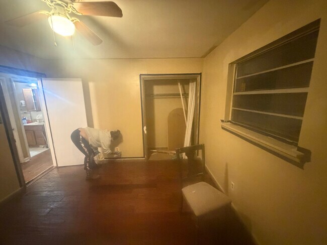 Foto del edificio - 6300 Osage Dr