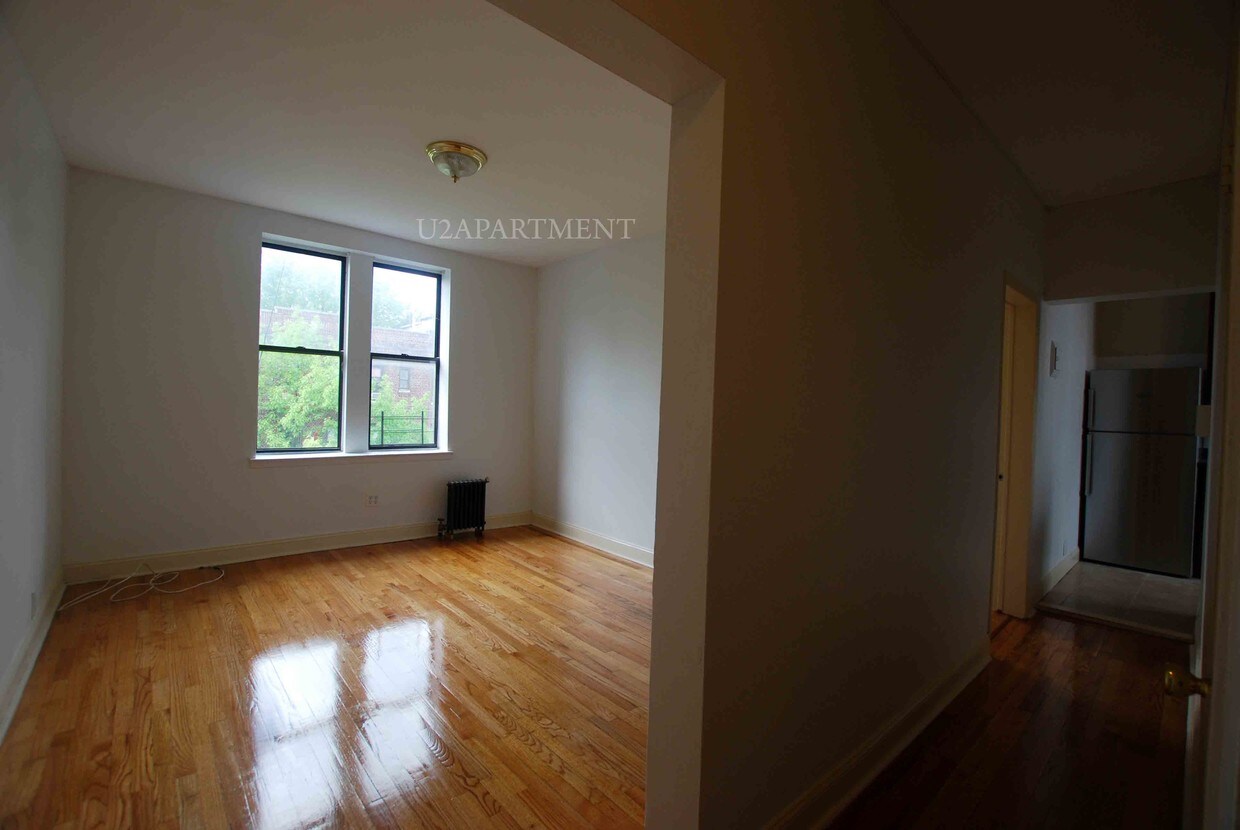 Primary Photo - 1710 Caton Ave