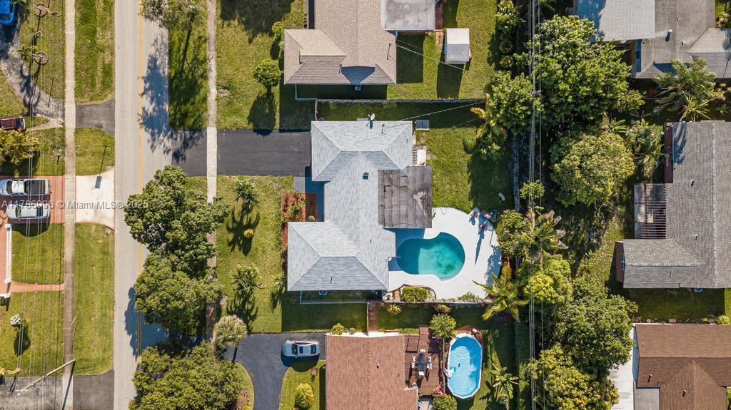 Primary Photo - 4777 NW 5th St