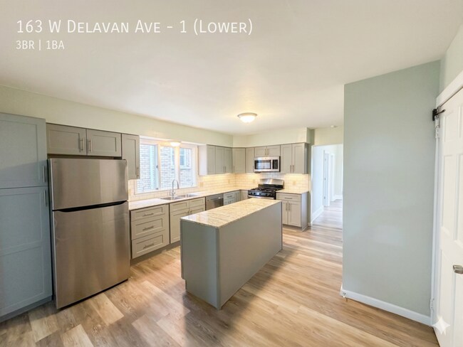 Foto del edificio - 163 W Delavan Ave