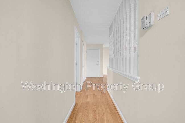 Foto del edificio - 736 Quince Orchard Blvd