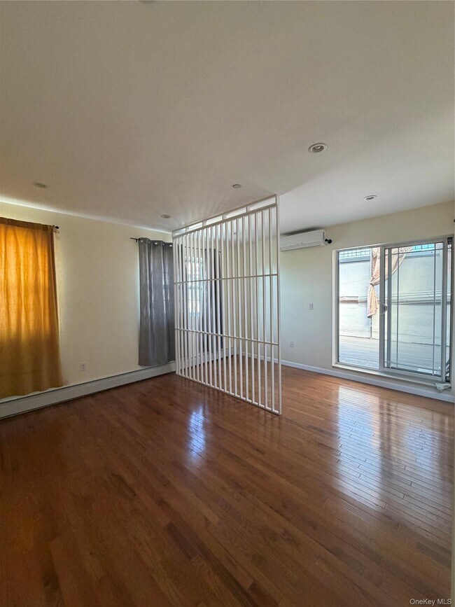 Foto del edificio - 71-59 160th St