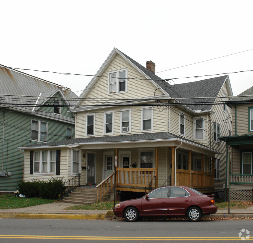 Building Photo - 311-313 Lightstreet Rd