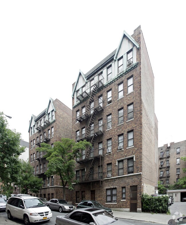 225 East 202nd Street Apartments Bronx, NY