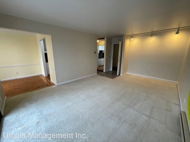 Building Photo - 2 br, 2 bath House - 1 Captain Drive #366