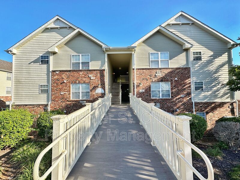 Primary Photo - 1632 Piedmont Cir