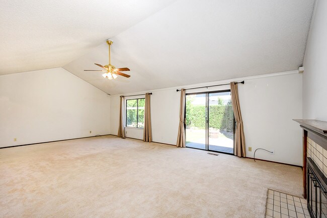 Foto del edificio - 3017 Warrenton Ct