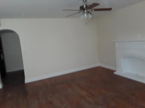 Foto del edificio - 8330 S Maryland Ave