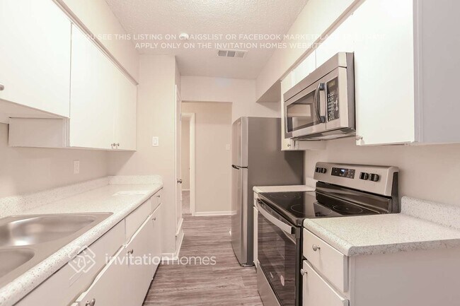 Foto del edificio - 100 Crestridge Dr