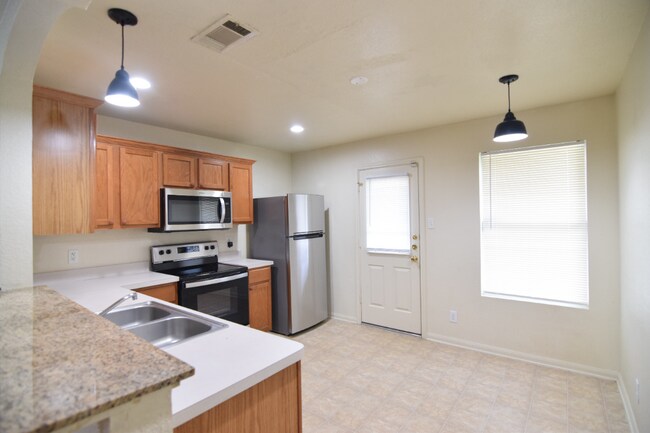 Foto del edificio - 2907 Blackburn Dr