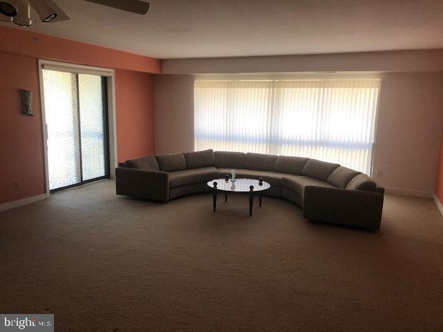 Foto del edificio - 11410 Strand Dr