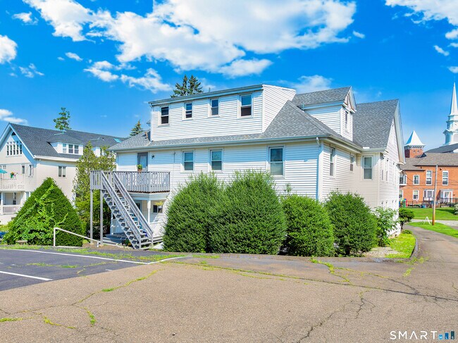 Foto del edificio - 85-87 S Main St