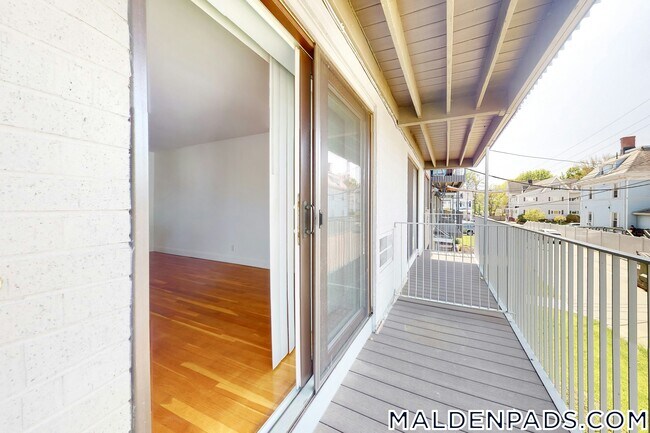 Foto del edificio - 134 Summer St