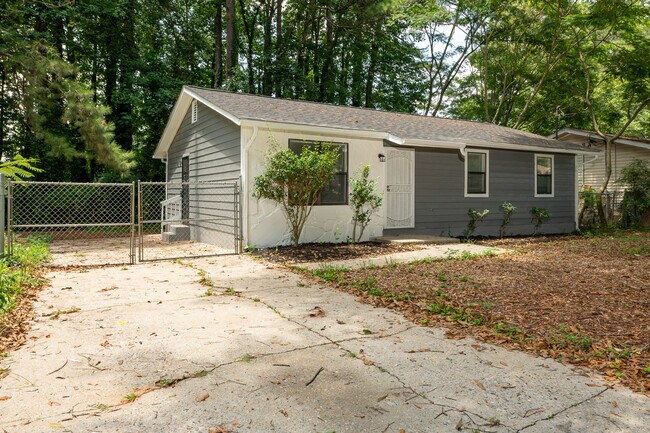 Building Photo - 485 Wilson Mill Rd SW