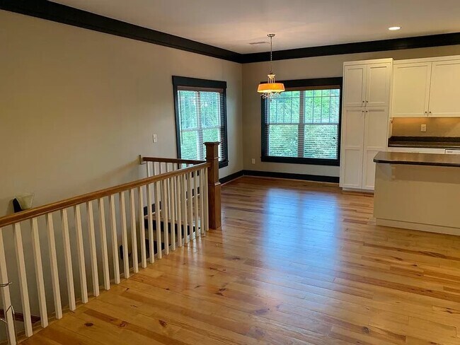 Dining - 228 West Ave