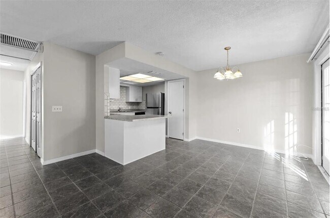 Foto del edificio - 4416 Highland Ln
