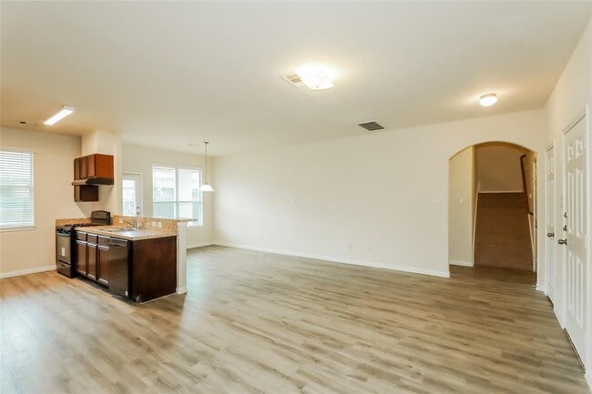 Building Photo - 12255 Dona Lane