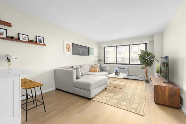 Foto principal - 1 bedroom in New York NY 10011