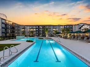 Building Photo - Solea Wellen Park 55+ Active Adult