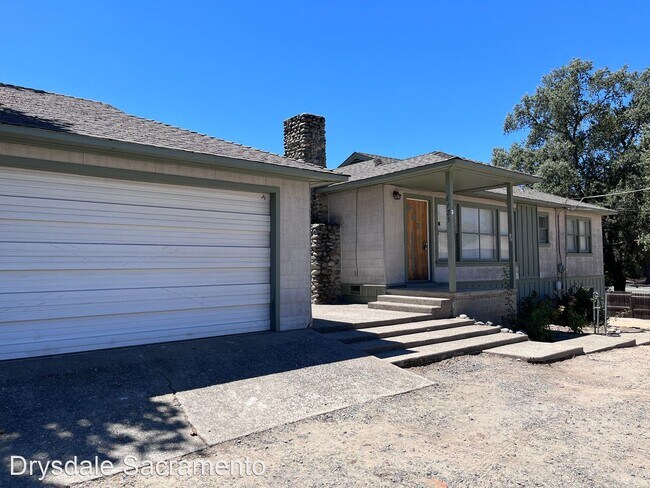 Foto del edificio - 3 br, 2 bath House - 6125 Almond Avenue # B