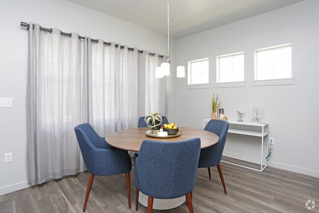 Interior Photo - Prelude at Paramount