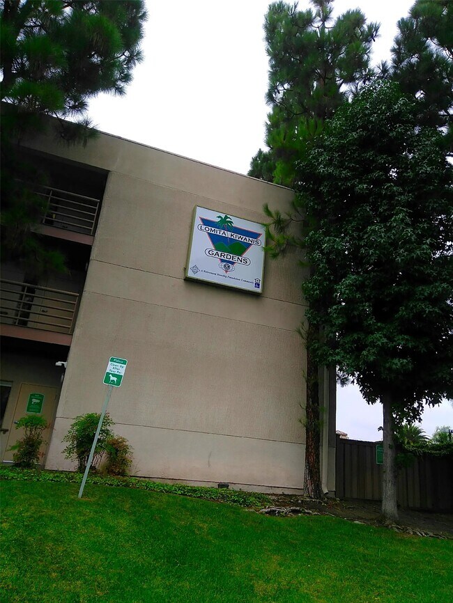 Foto del edificio - 25109 Ebony Ln