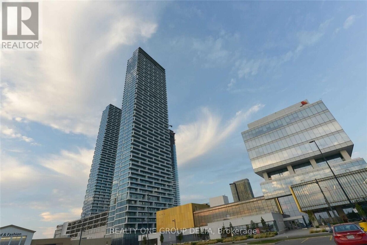 Photo principale - 898 Portage Pkwy