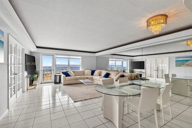 Foto del edificio - 3000 E Sunrise Blvd