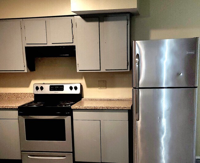 Foto del edificio - 8801 Bunker Hill Rd