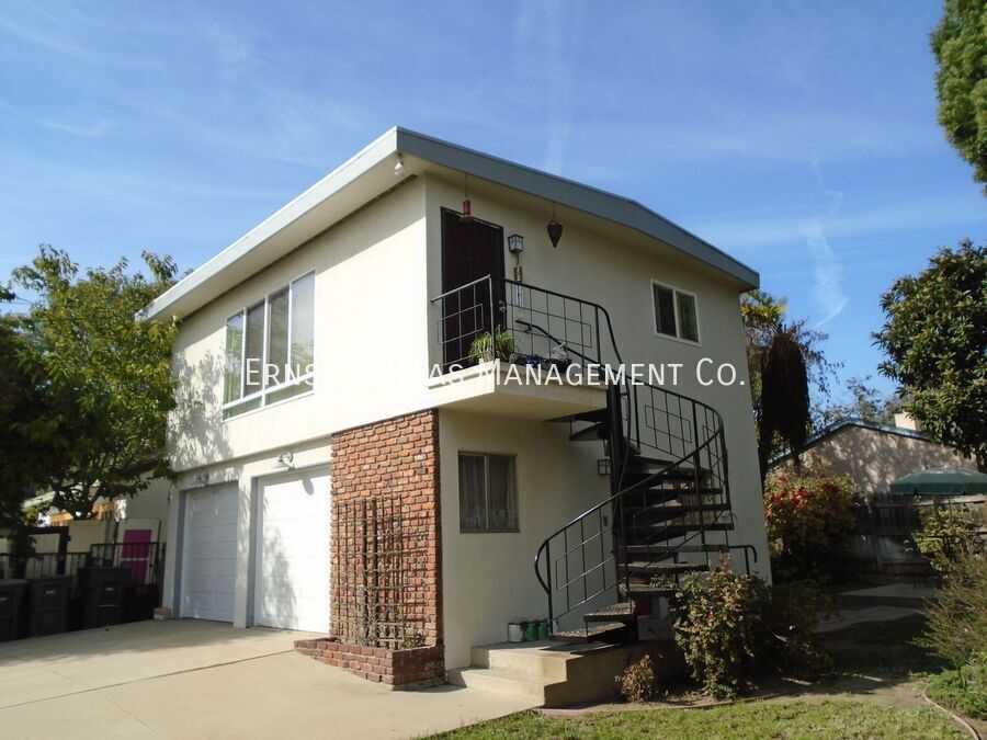 Primary Photo - 4107 E 14th St