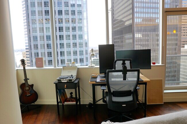 Foto del edificio - 909 5th Ave