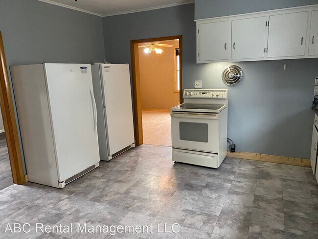 Foto del edificio - 4 br, 1.5 bath House - 122 N State St
