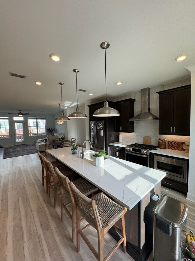 Building Photo - 1117 Larkin Dr