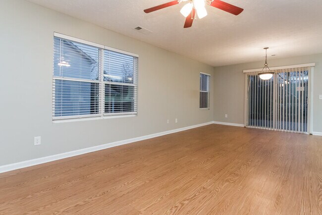Building Photo - 165 Nacoochee Way