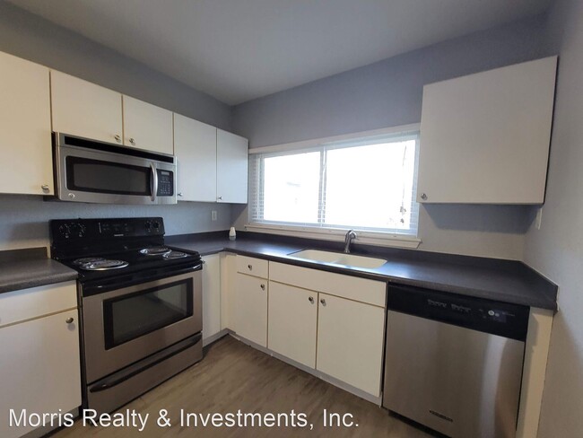 Foto del edificio - 1 br, 1 bath House - 5 Pendleton Ave Apt 1