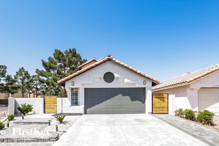 Primary Photo - 2699 Moortown St