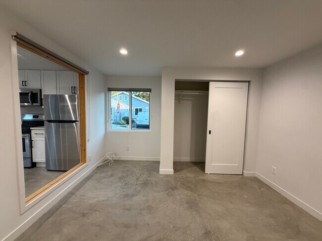 Foto del edificio - 3311 Gassen Pl