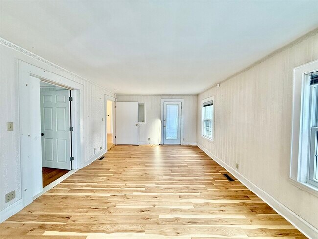 Foto del edificio - 23 Gardner Ave