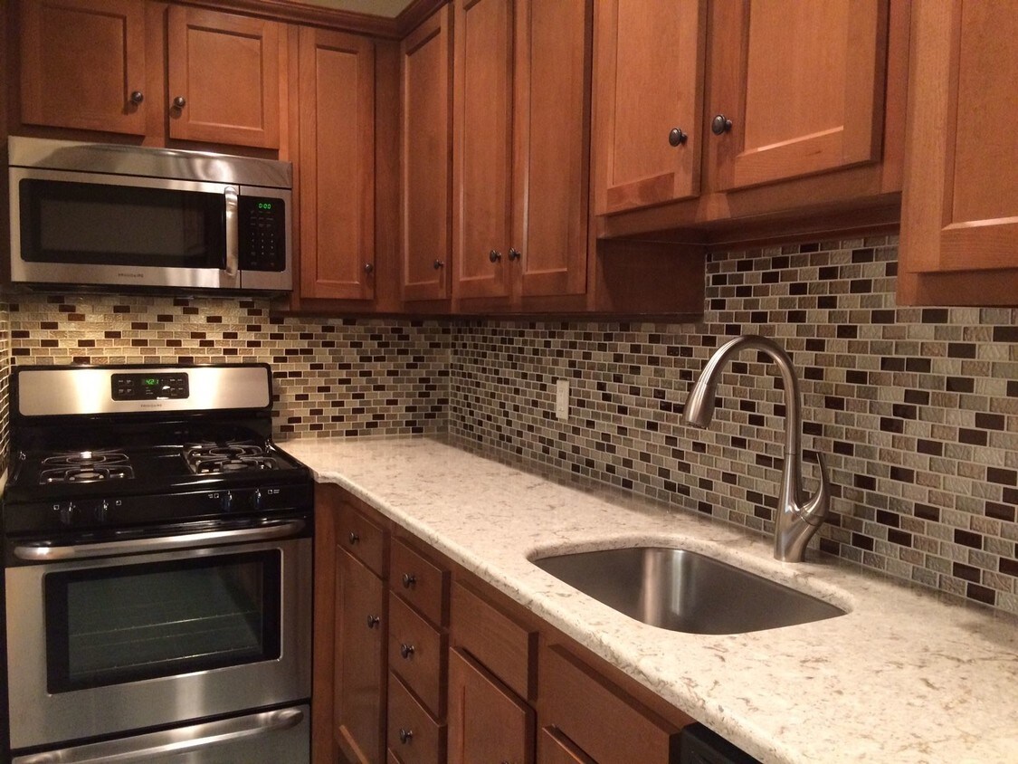 Foto principal - 198 Pawling Ave
