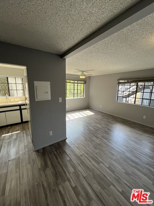 Foto del edificio - 4418 Colfax Ave