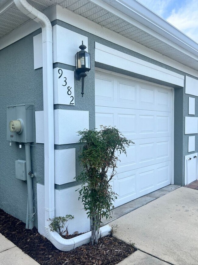 Foto del edificio - 9382 Flowering Cottonwood Rd
