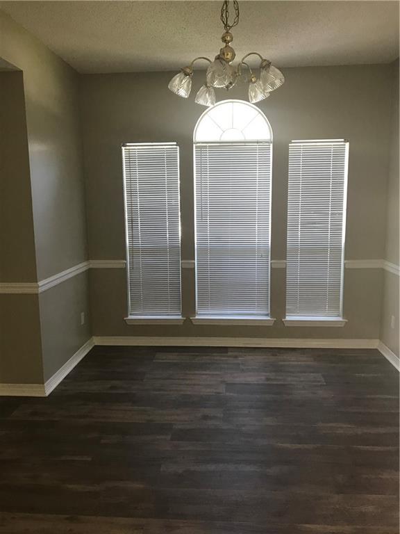 Building Photo - 800 Louise Ave