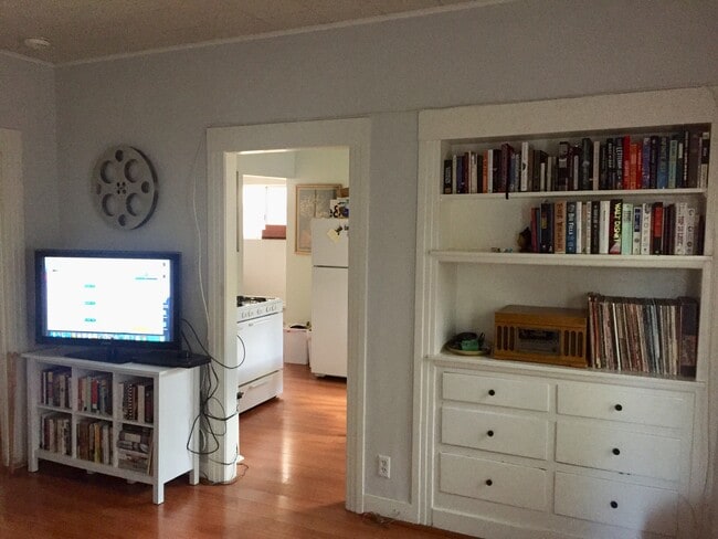 Living room - 1239 24th St