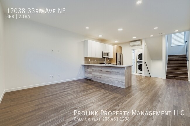 Foto del edificio - 12038 33rd Ave NE