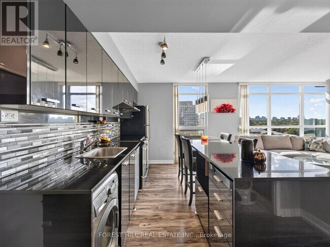 Building Photo - 19 Singer Ct