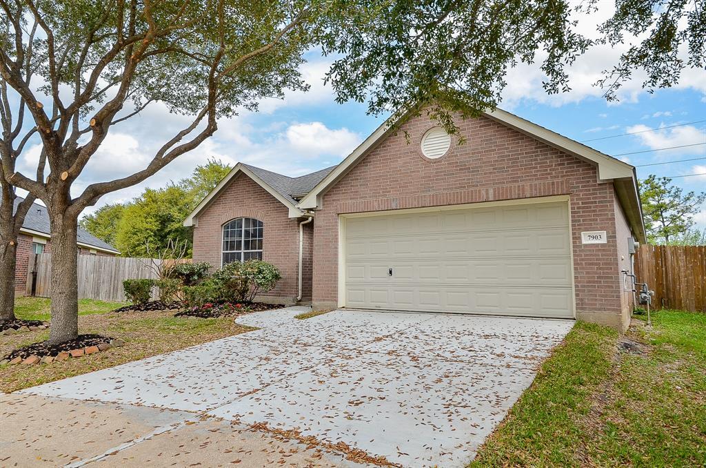 Primary Photo - 7903 Thorncroft Manor Ln