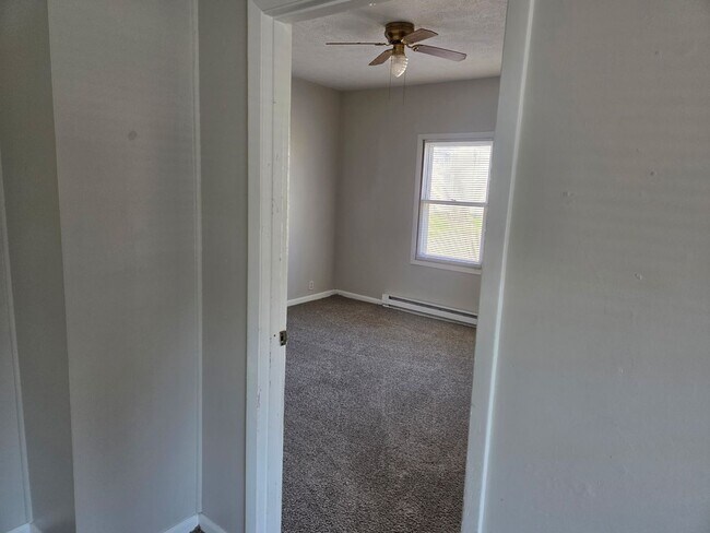 Foto del edificio - 1701 W Adams St