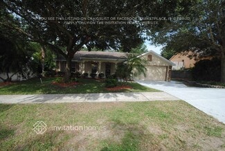 Building Photo - 815 Palm Forest Ln