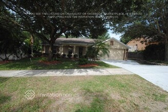 Building Photo - 815 Palm Forest Ln